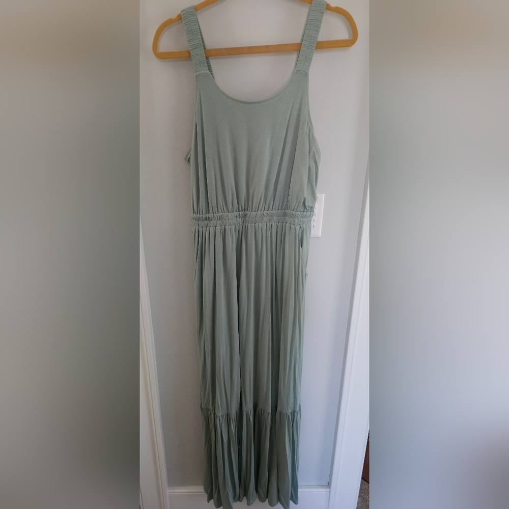 Elegant Sage Green Maxi Dress